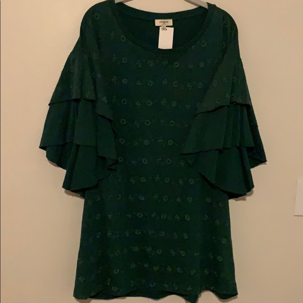 Tunic with butterfly sleeves